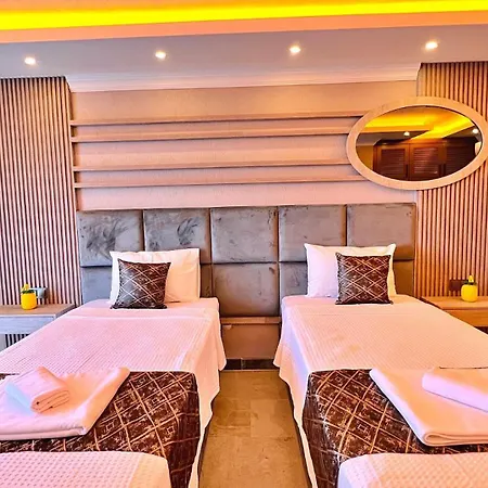 3 Bedroom Luxury With Private Pool - Sauna And Indoor Pool