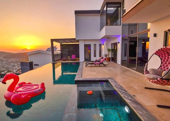3 Bedroom Luxury With Private Pool - Sauna And Indoor Pool Vilă